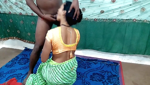 Hot indian bhabhi fucked her cute face with a doggy style