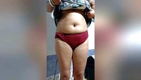 Hot indian chick with a lovely body enjoys sex with men