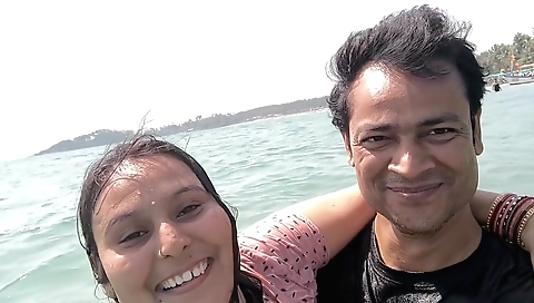 Cute amateur milf with a big juicy ass fucked in the sea