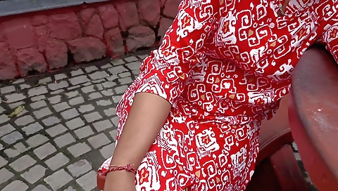 Sexy amateur milf with a big ass filmed in a public pickup