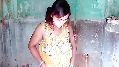 Big Boobs Beautiful Desi Girl Fucked By Guy In Hindi Audio