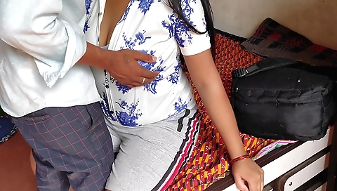 Indian delivery driver and teen in the car have sex