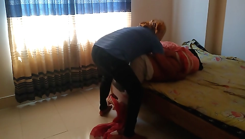 Indian big ass babe cor ayu aur priya aunty ke hath-pair bandh