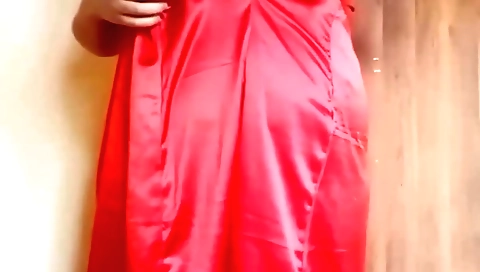 Horny Indian girl with big tits and big booty is squirting