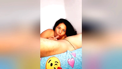 Indian brunette gets her ass fucked in a hot amateur video