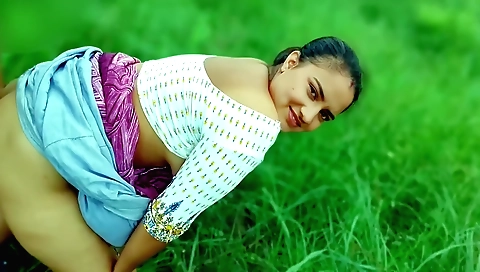 Indian woman enjoys hot outdoor porn with the hunter in nature