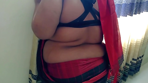 Indian MILF in a bikini gets nailed with a hard dick