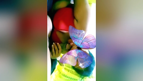 Handjob video for an amateur brunette who likes sucking