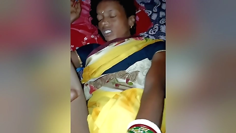 Indian girl with hairy pussy gets wet by her boyfriend