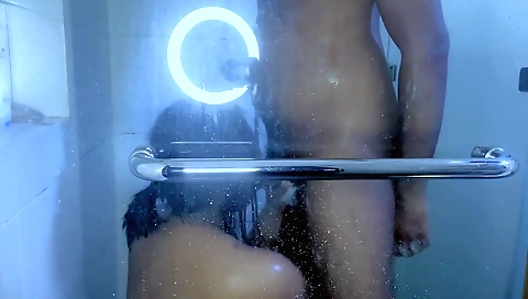 උදනම නනකට Stepson Fucks His Step Moms In The Shower