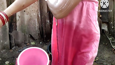 Small tittied indian beaut babe bathing in the garden