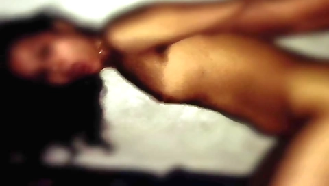 Indian teen shows her big tits and butt in hot video