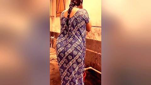 Indian mature mom gets anal fucked hard in her tight hole