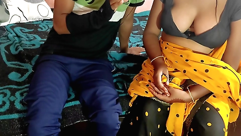 Indian actress with big tits 18+ is caught by her stepmother