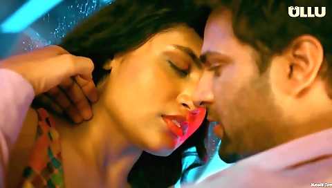 Busty brunette milf catches her ass on the internet