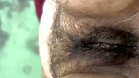 Sexy amateur video shows a hairy indian girl riding