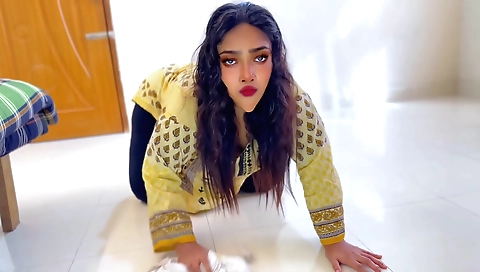 Amateur brunette gets stuck under bed while cleaning