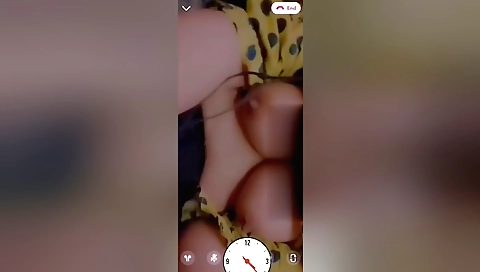 amateur indian amateur video shows me with huge tits