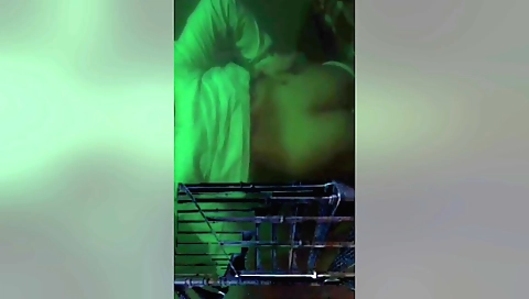 Amateur hd pussy sex show with a big dick fuck her