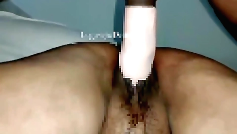 Indian amateur sex video shows a woman getting fucked