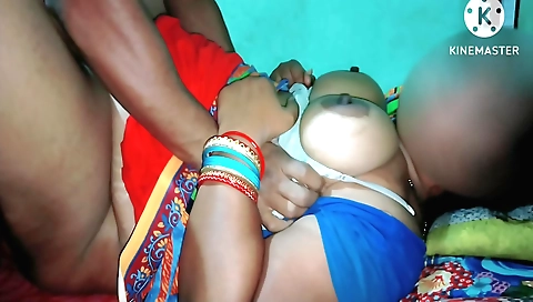 Indian hottie is caught having sex in homemade cam