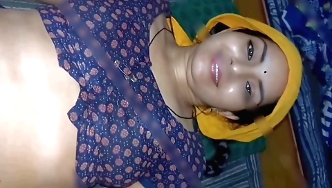 Indian porn video with a brunette who is eager to get off