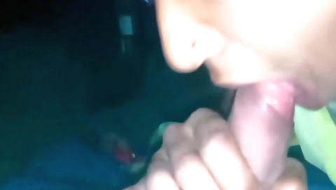 Indian hottie with big black lips sucks and plays with a deep throat