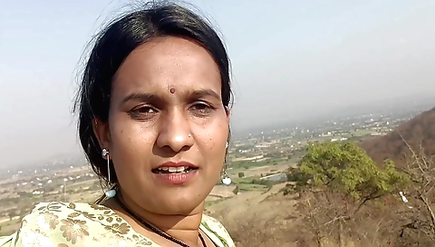 Indian brunette fuck in the jungle in amateur porn