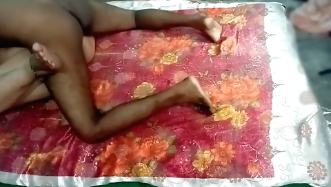 Indian sex video with amateur blowjob in the shower