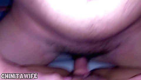 Amateur pinay girl masturbates while sucking and licking