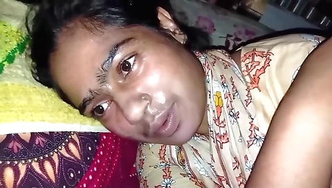 Amateur brunette girl with a sexy body and cute face