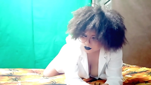 Amateurs brunette nurse fucking the host after blowjob