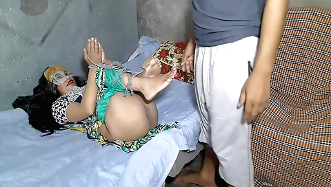 Amateur bondage bondage fetish - brunette 4k video