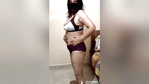 Indian brunette milf in sexy bikini solo sex in bedroom