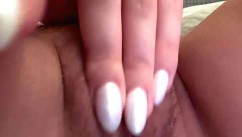 Amateurs hairy pussy shows off while doing hardcore masturbation