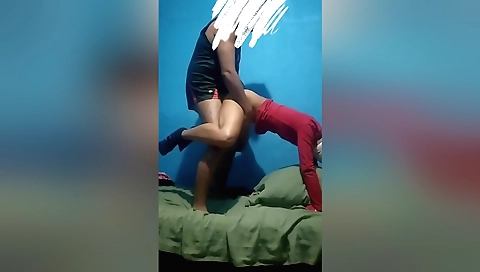 Amateur sex video showing a sexy woman taking a blow job