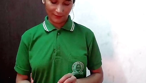 Indian solo female in bikini film in hd in amateur video