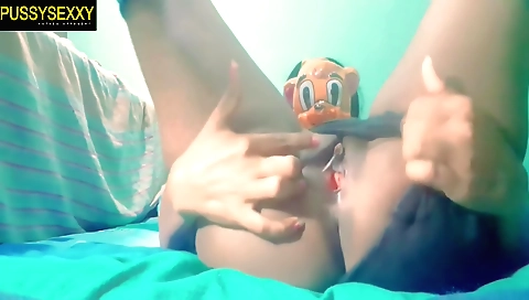 Hot brunette in sexy stockings gets fucked on webcam